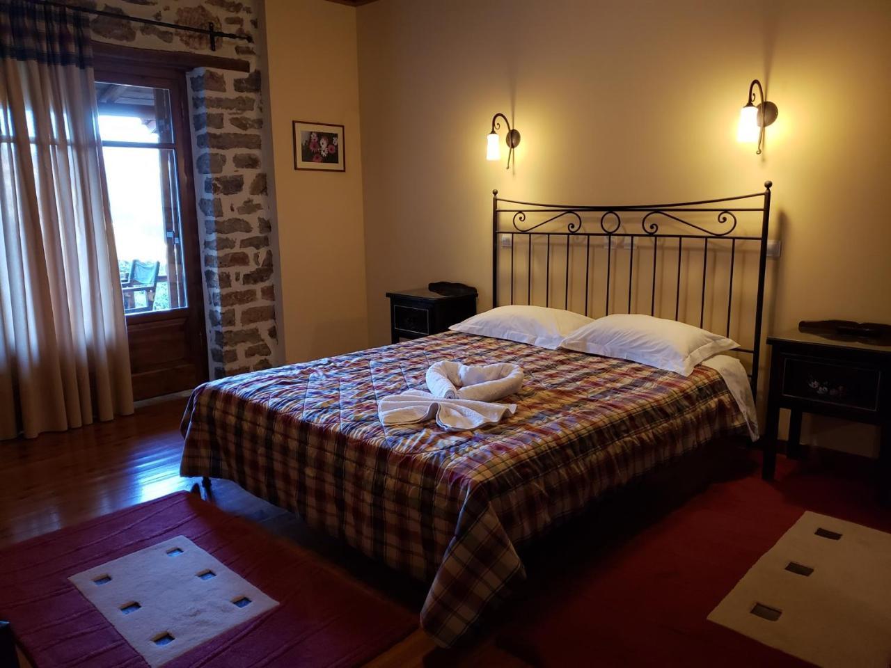 Dryades Guesthouse Ano Chora Ngoại thất bức ảnh